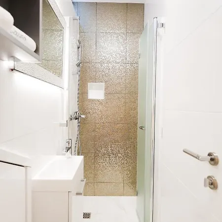 Apartament Caisa - Amber 20m From The Sea