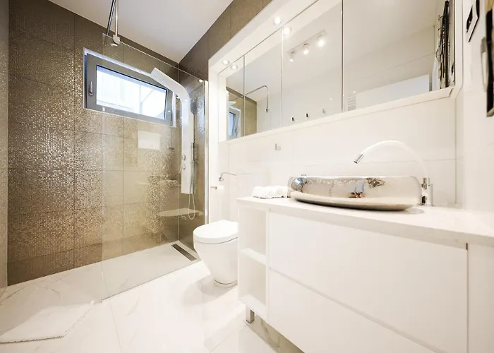 Caisa - Amber 20m From The Sea *