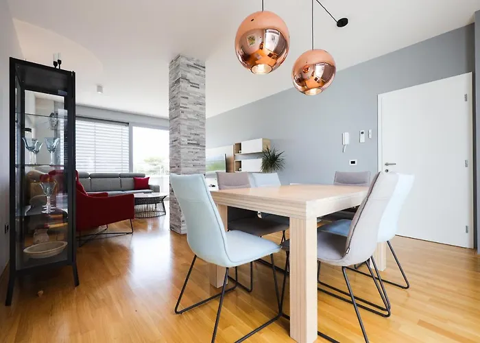 Apartamento Caisa - Amber 20m From The Sea Zadar